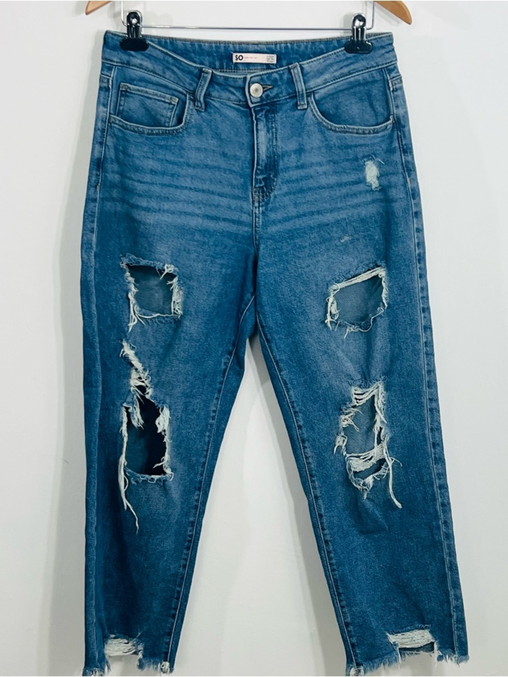 So Jeans High Rise Straight Distressed Classic Color Flattering Size 11 / 30